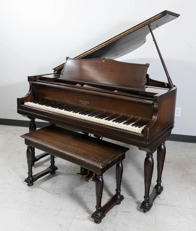 1963 Winter Baby Grand Piano | Dark Mahogany | 4’6″ | Serial No. 97972 | Used