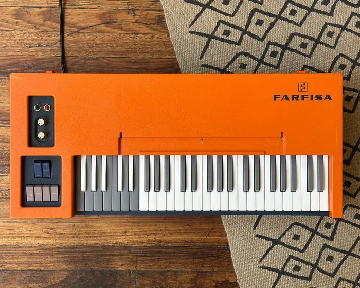 1968 Farfisa Fast 2 – Compact Transistor Organ – Made in Italy