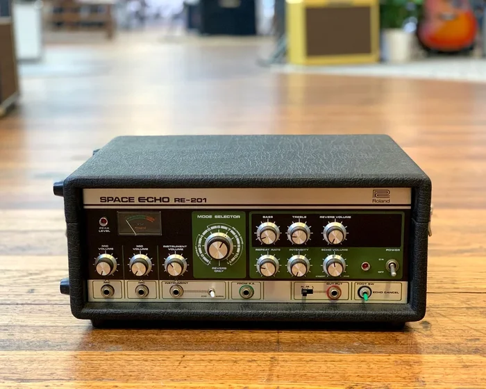’77 Roland RE-201 Space Echo