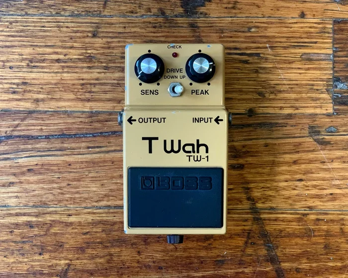 ’83 BOSS TW-1 T Wah – Black Label MIJ