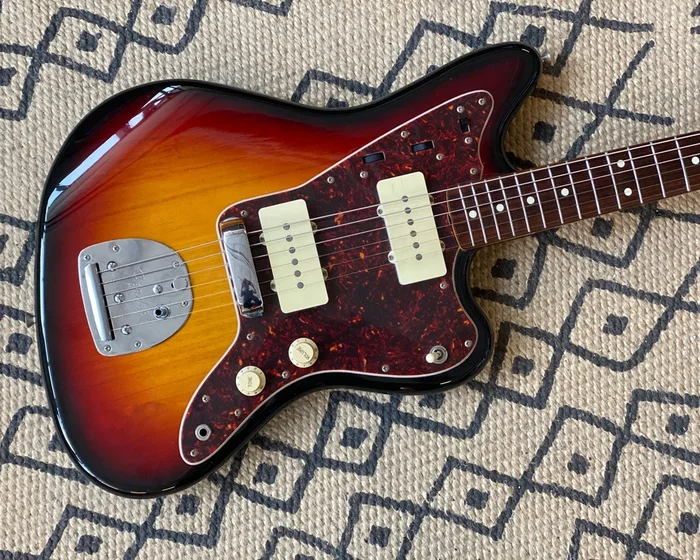 ’97 Fender Jazzmaster – CIJ – A Serial