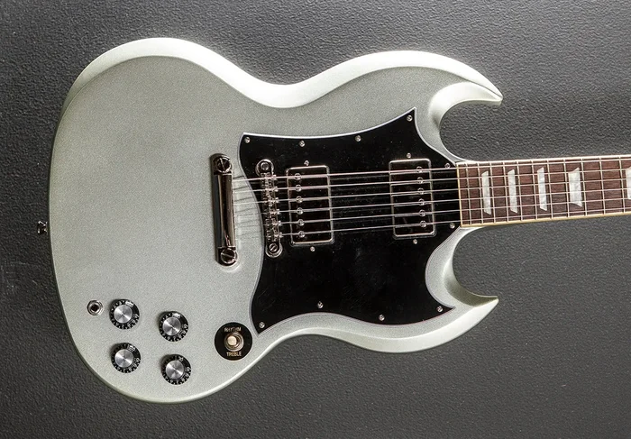 “Inspired by Gibson Collection” SG Standard – Silver Mist