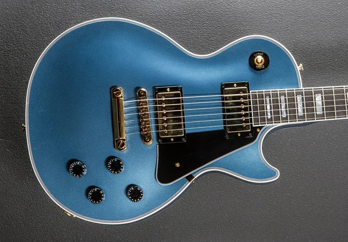 “Made to Measure” Les Paul Custom – Pelham Blue w/Ebony