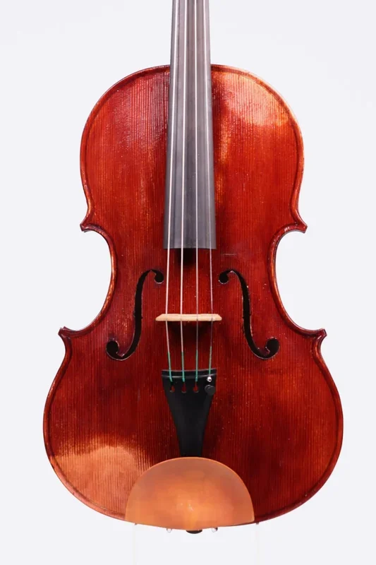 A Contemporary Viola by Daniel Oliver, 2023. 15 7/8”