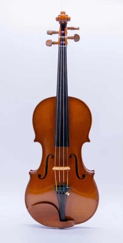 A Modern Ukranian Violin by Vladimir Lutzev, 2007.