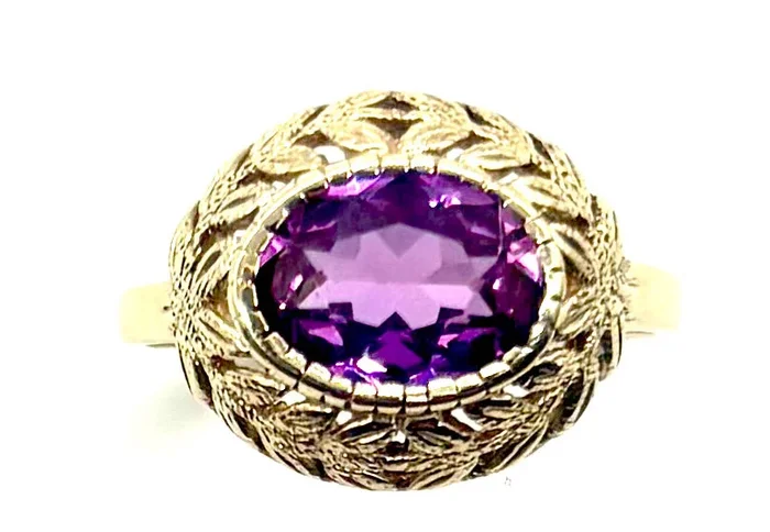 Amethyst Leaf Motif Ring- 10K Yellow Gold