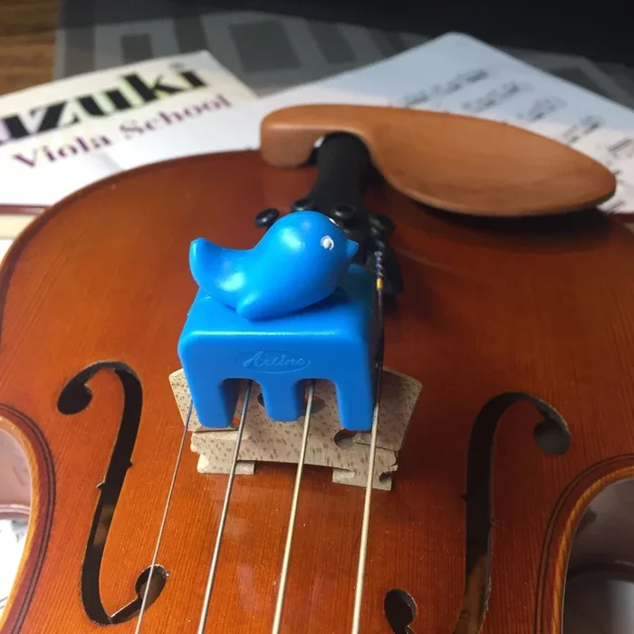 Animal Practice Mute-Whale