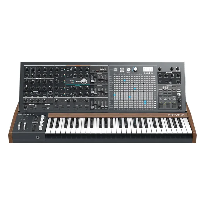 Arturia MatrixBrute with Flight Case