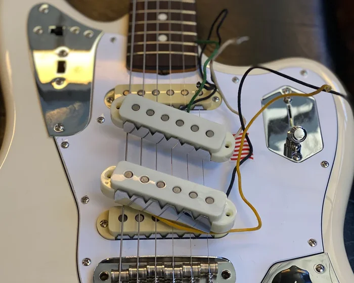 Bare Knuckle / Fender Johnny Marr Jaguar Pickups
