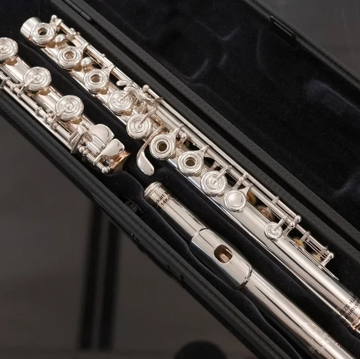 Burkart Elite 998 Silver Flute – 14K Gold Toneholes, Offset G, C# Trill & E Facilitator (In Stock)