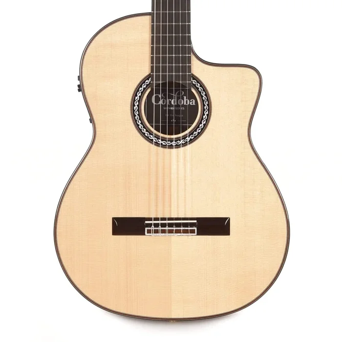 Cordoba GK Pro Negra w/Humicase