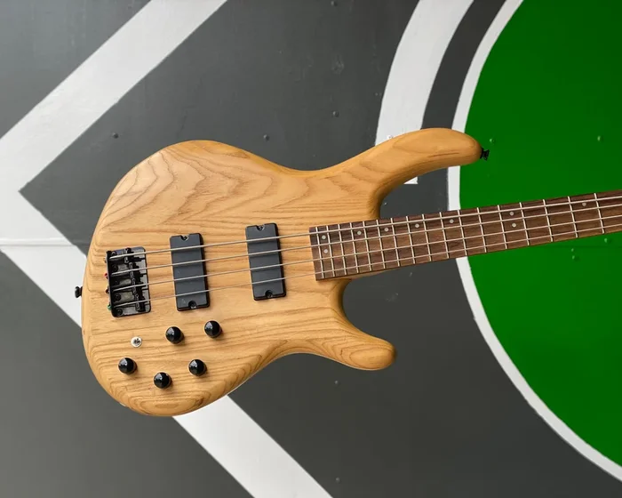 Cort Action DLX AS