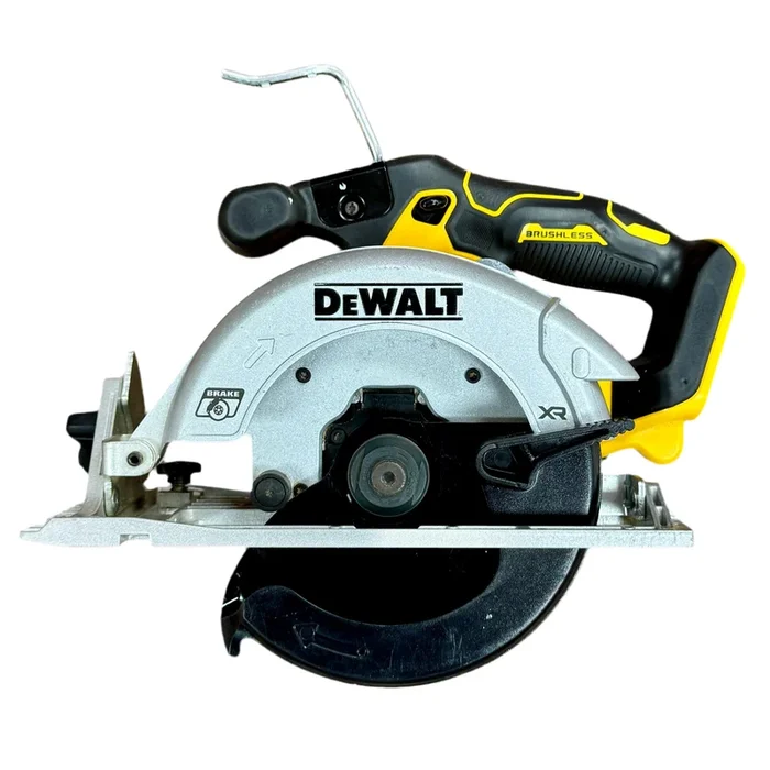 DeWalt 20V MAX XR 6-1/2″ Brushless Cordless Circular Saw w/ Charger (DCS565)