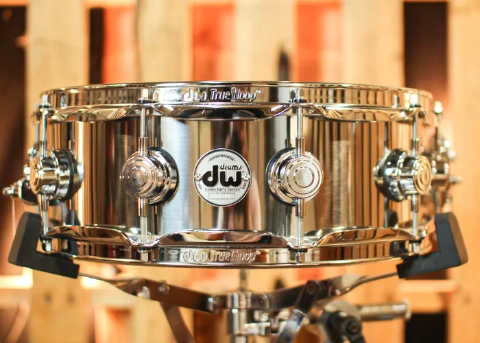DW 4.5×14 Collector’s 1mm Stainless Steel Snare Drum – DRVL4514SPC