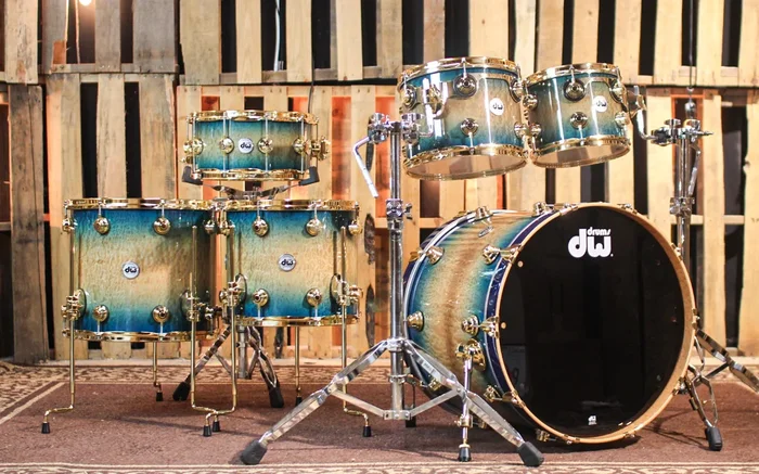 DW Collector’s Cherry Spruce Carl Allen Burst over Quilted Moabi Drum Set – 22,10,12,14,16,14sn – SO#1302117
