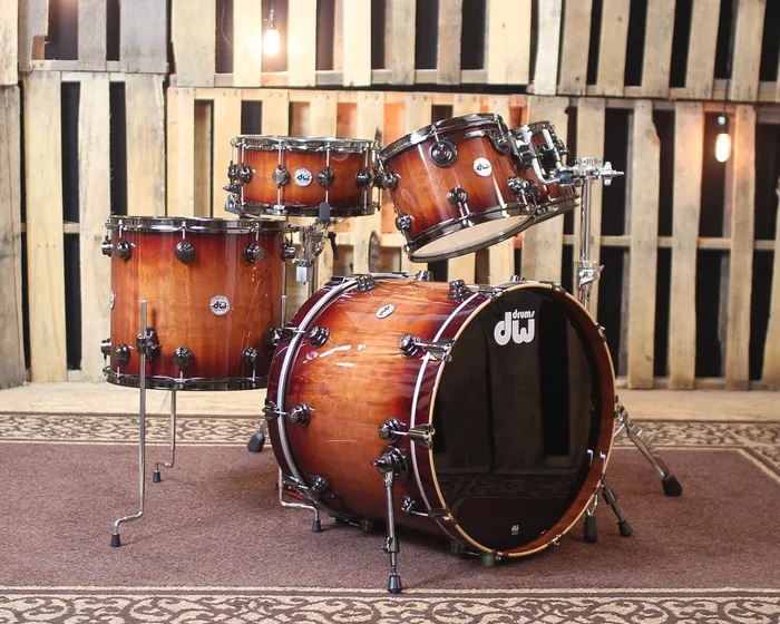 DW Collector’s Series Natural to Rich Red Burst Over Macore Drum Set – SO#1138503