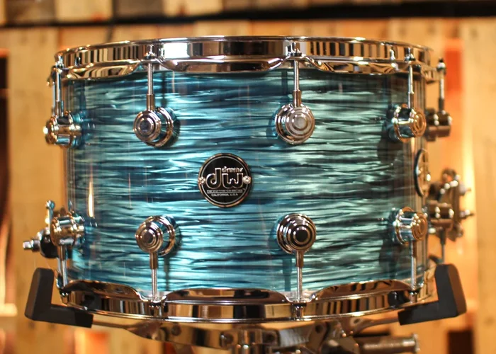 DW Performance Turquoise Oyster Snare Drum – 8×14