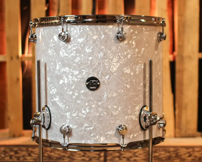 DW Performance White Marine Pearl Floor Tom – 16×18