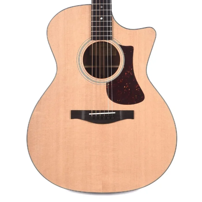 Eastman AC222CE Sitka/Ovangkol Grand Auditorium Cutaway Natural w/Fishman Sonitone