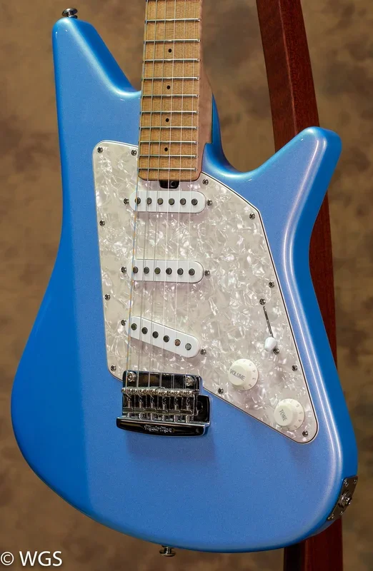 Ernie Ball Music Man Albert Lee SSS USED