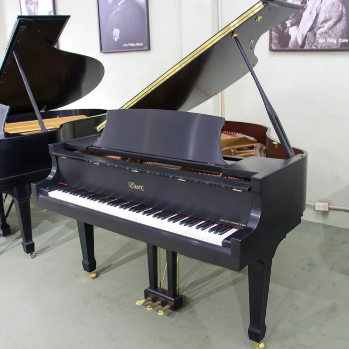 Essex EGP155 Baby Grand Piano