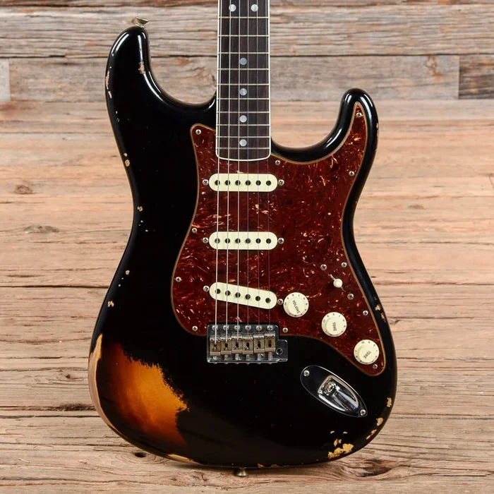 Fender CS NAMM Limited 1967 Stratocaster Relic Black Over Sunburst 2017