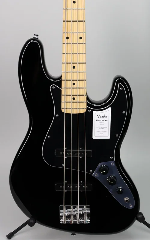 Fender Standard Jazz Bass Black