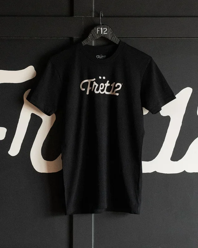 FRET12 SCRIPT LOGO T-SHIRT – BLACK
