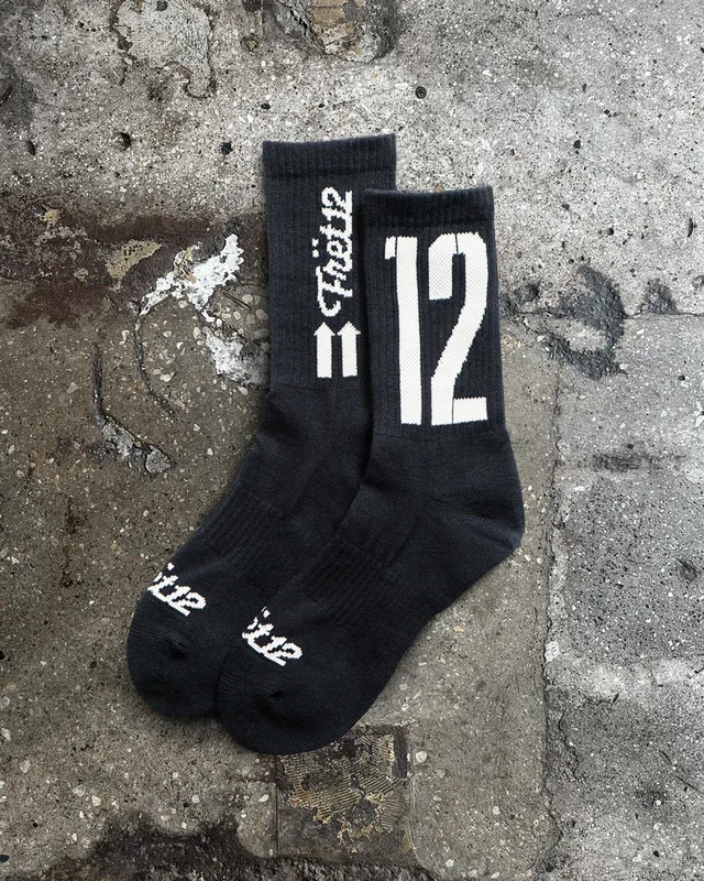 FRET12 SOCKS – BLACK