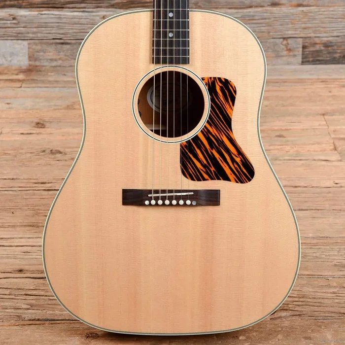 Gibson Montana J-35 Antique Natural w/Hardshell Case