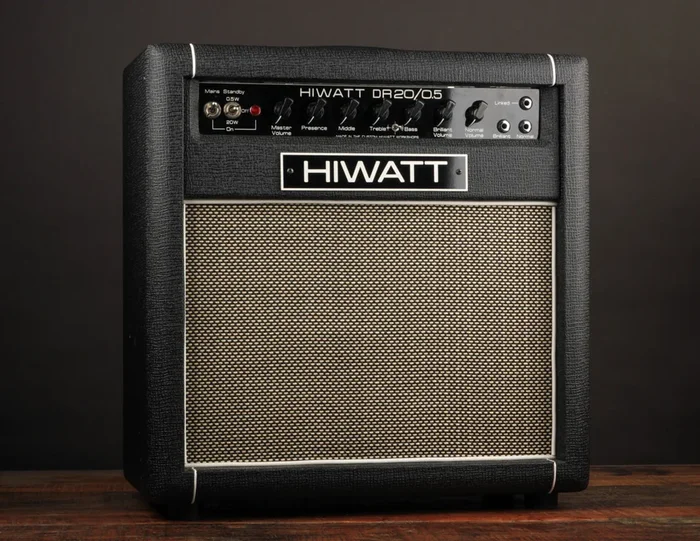 Hiwatt Custom Shop DR20 20/0.5W Combo w/1×12 Fane Purpleback