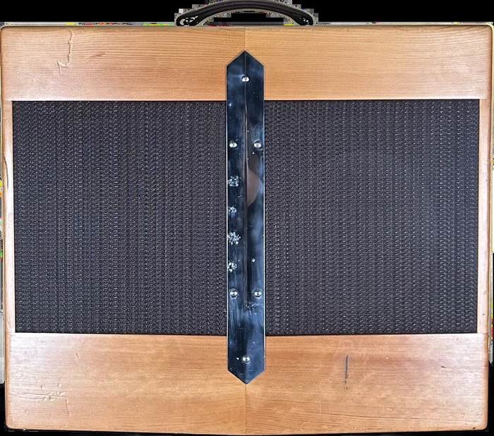 Kendrick V-Front Model Tulipwood 25W