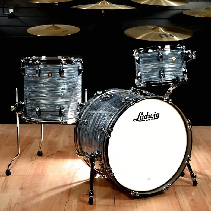 Ludwig Classic Maple 12/14/20 3pc. Drum Kit Vintage Blue Oyster