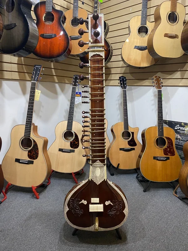 Mangla Prasad Sharma & Co Mumbai Sitar (used)