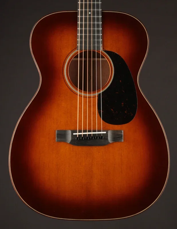 Martin Custom Shop 00-14 Ambertone / VTS Sikta Spruce
