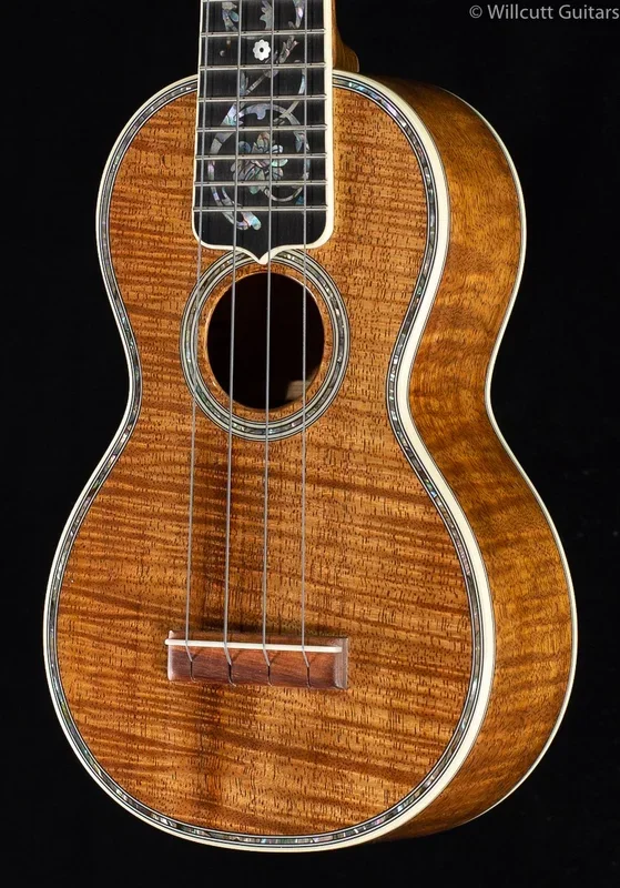 Martin Custom Shop Soprano Uke Koa Tree of Life (768)