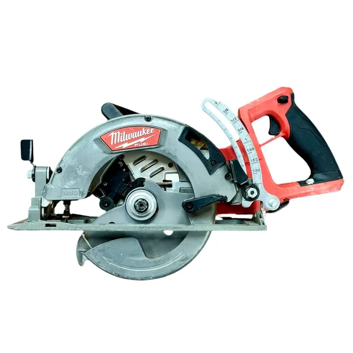 Milwaukee M18 FUEL 18V 7-1/4″ Rear Handle Circular Saw w/ Battery (2830-20)