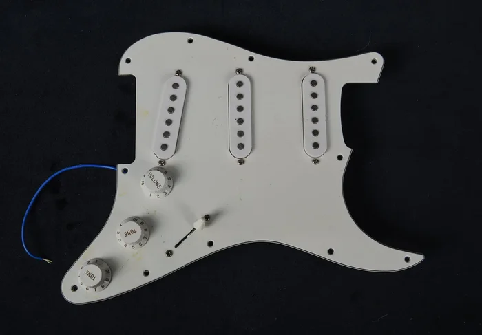Misc. Loaded Pickguard ‘Recent