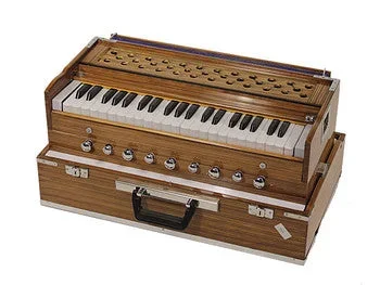 Musician’s Mall Kirtan Deluxe 3.5 Octave Harmonium