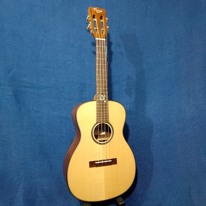 Ohana Baritone Body / Tenor Neck BKT-250G All Solid Spruce / Acacia Ukulele h613