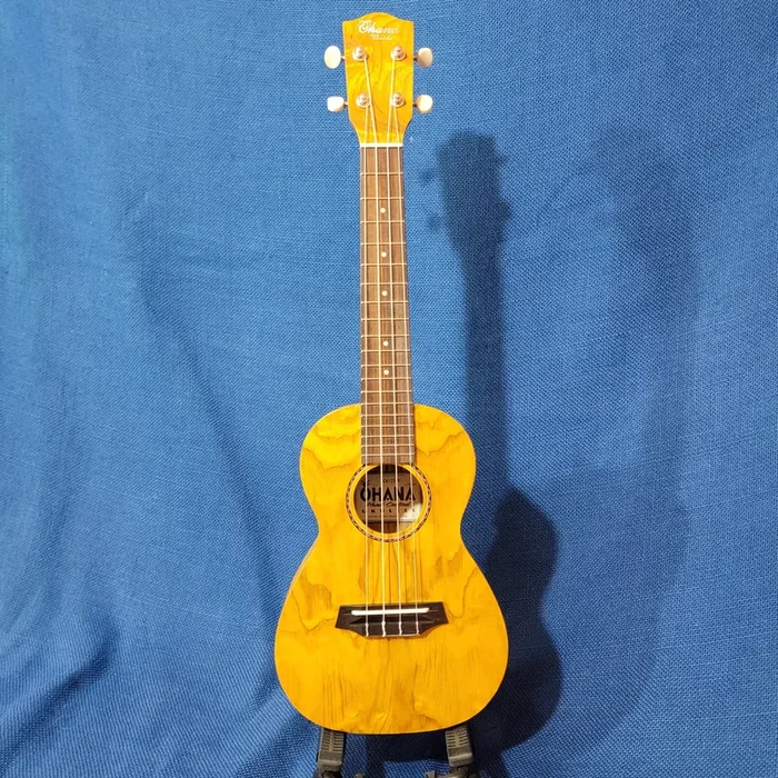 Ohana Concert CK-15W Laminate Willow Satin Ukulele p492
