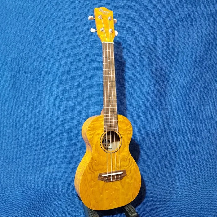 Ohana Concert CK-15WG Laminate Willow Ukulele S845