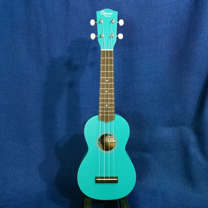 Ohana Soprano Starter Pack SK-10TQ Turquoise Ukulele Bag, Tuner, Button, Strap, Chart