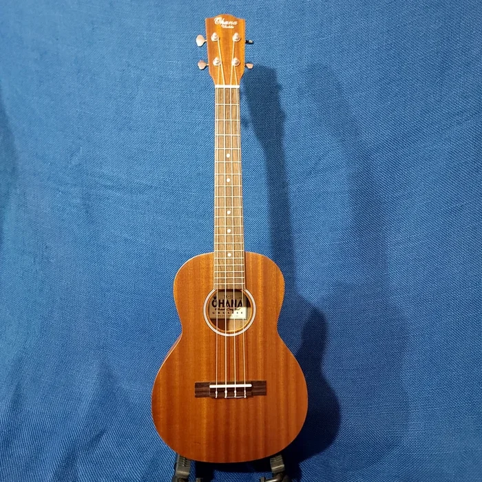 Ohana Tenor Starter Pack TK-10 Laminate Mahogany Ukulele Bag, Tuner, Strap, Button h420