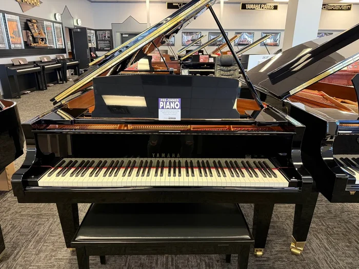 Rare Find! Yamaha C3X Conservatory 6’1″ Grand Piano