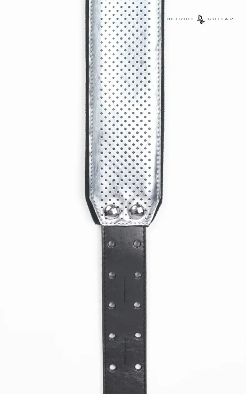 Right On Mojo Rusty Silver Strap