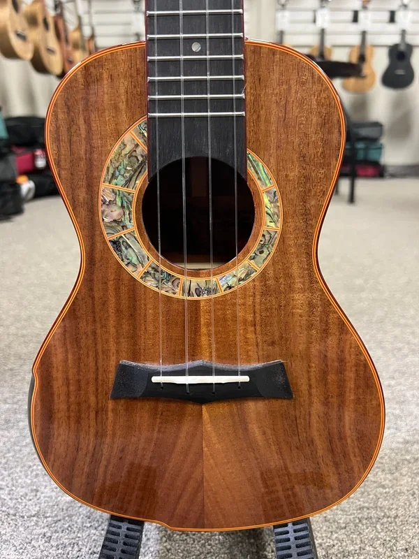 SNAIL S-60C Solid Acacia Concert Ukulele w/Case #2 – Comfort Armrest