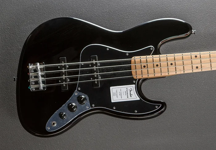 Standard Jazz Bass – Black w/Maple