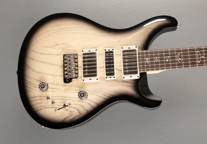 Swamp Ash Special – White Doghair Smokeburst
