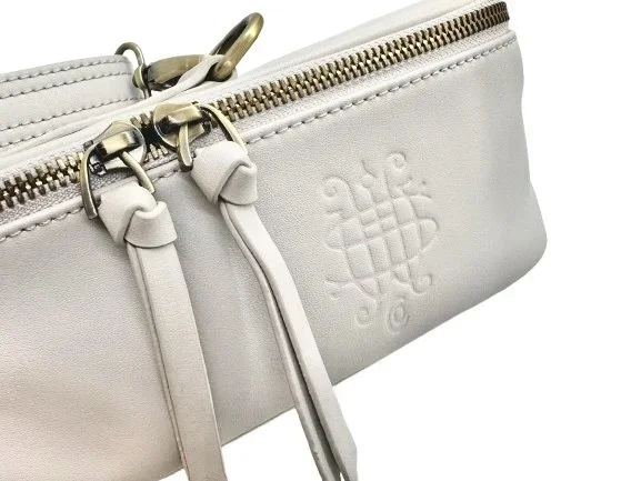 The Haynes Eco Leather Flute Bag by Fluterscooter